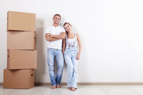 Removal van and moving boxes for St Pauls Cray local home move
