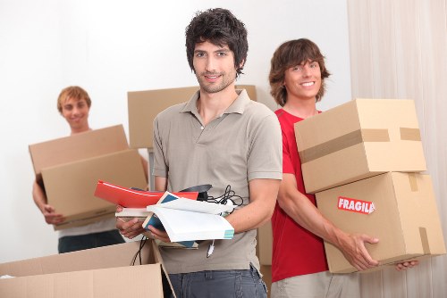 Removal van and moving boxes for St Pauls Cray home removals